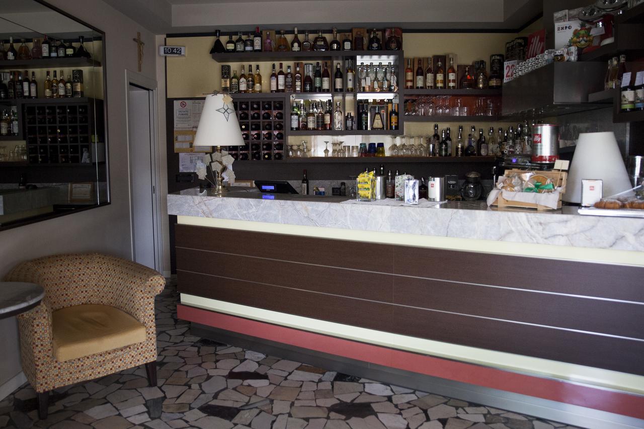 Hotel Trieste Pontelongo 外观 照片